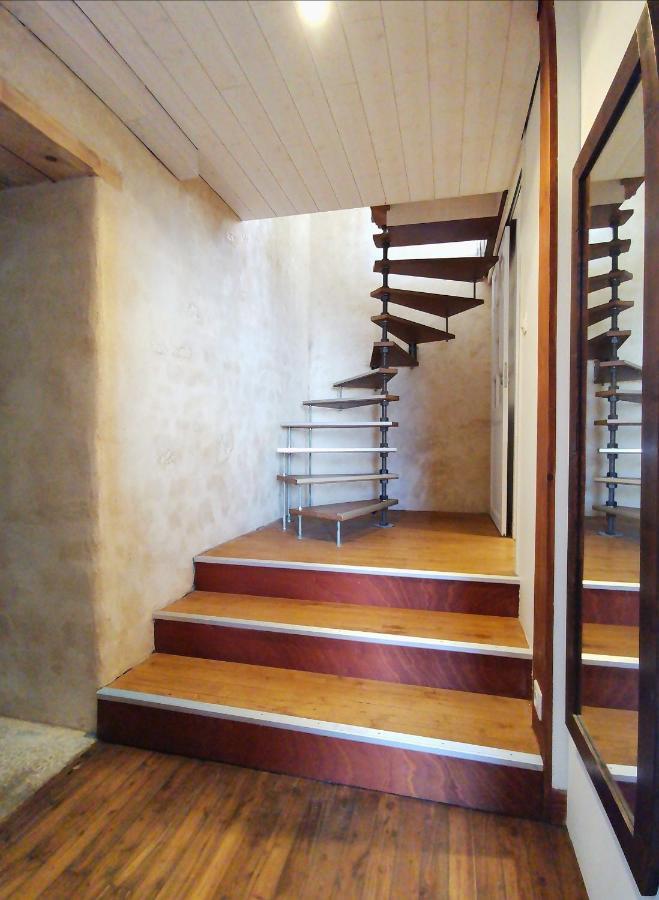 La Maison De Thomas Saint-Amant-de-Boixe Eksteriør billede
